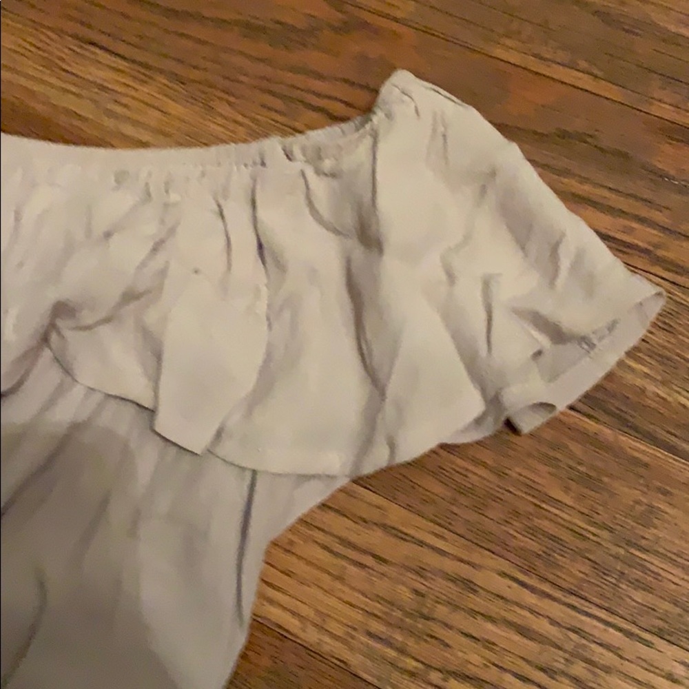 Romper - Picture 3 of 4